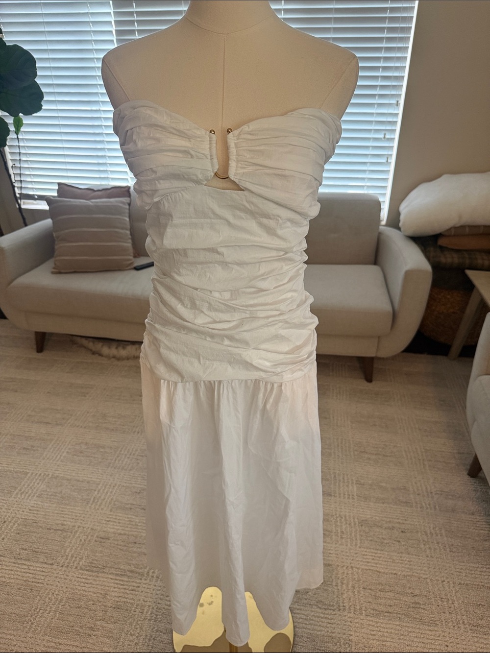 Zara White Strapless Ruched Midi Dress with Front Cutout